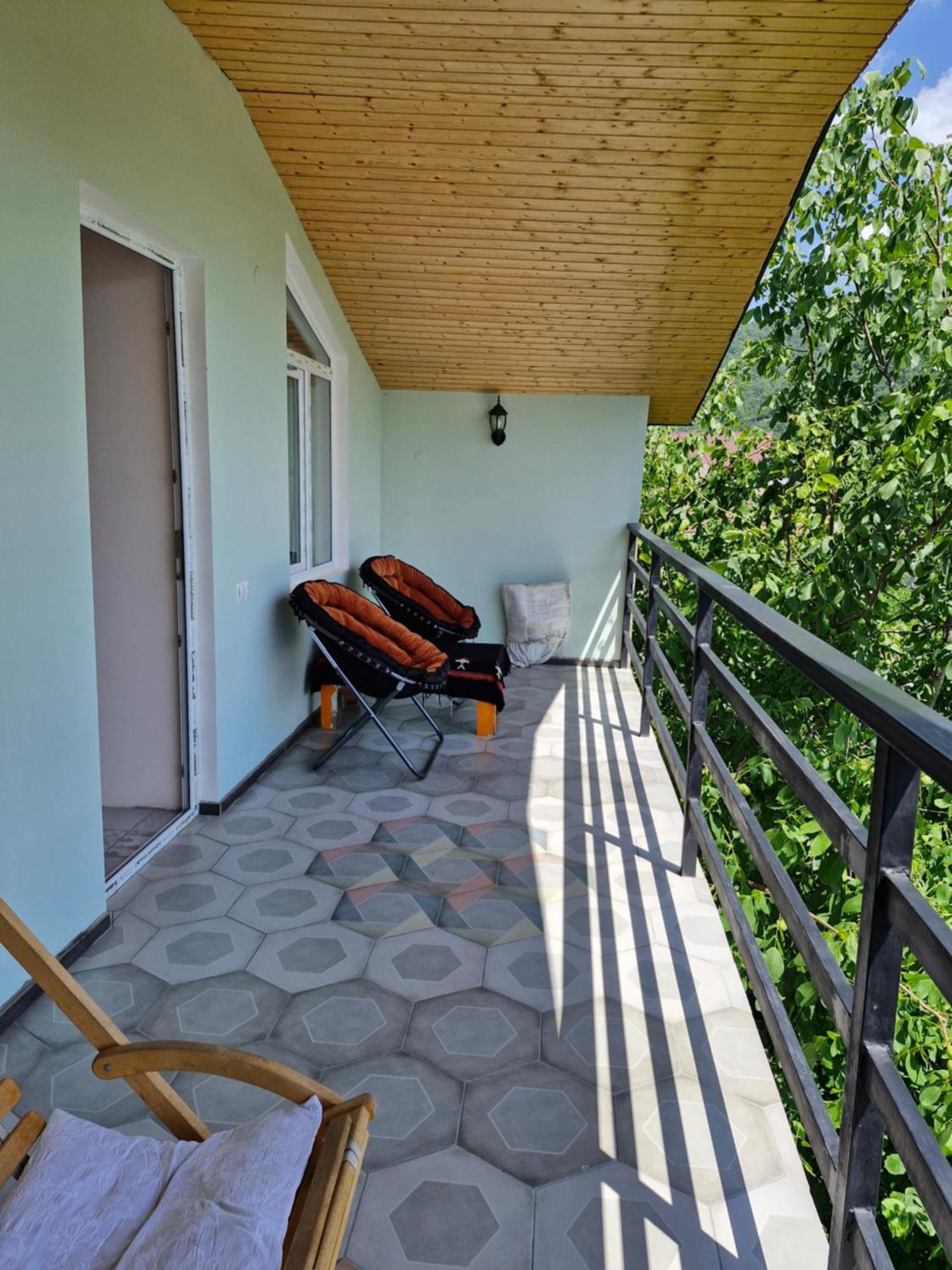 Ananuri Veranda- Hotel Guest House Экстерьер фото